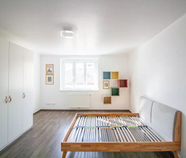Helle 3,5-Zimmer-Wohnung nahe Hauptbahnhof – ideal für WG oder Familie - Foto 4