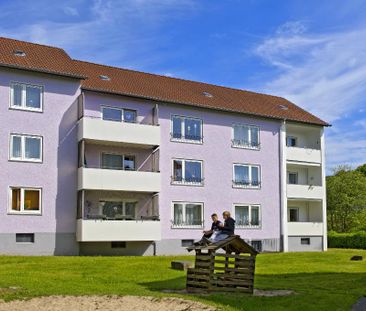 Wohnen im Erdgeschoss! Erholen auf dem Balkon einer 3-Zimmer-Wohnun... - Photo 2