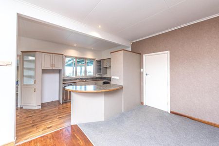 Wonderful in Westmere - Photo 3