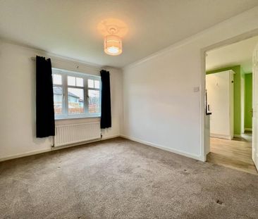 4 bedroom detached house to rent - Photo 1