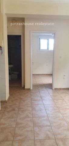 Διαμέρισμα για ενοικίαση Κάτω Καστελλόκαμπος (Πάτρα) - Photo 4