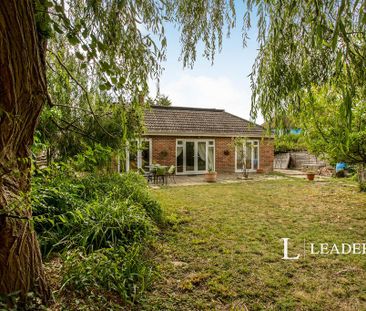 4 bedroom bungalow to rent - Photo 2