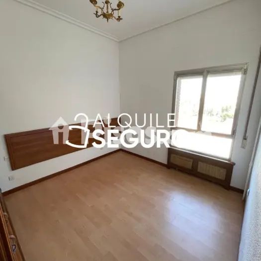 Piso en alquiler en Carabanchel - Photo 1