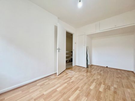 Longwood Road, Hertford - Photo 4