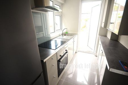 3 bedroom end of terrace house to rent - Photo 5
