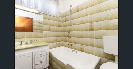 Comfortable Family Living in a Prime Location - Photo 2