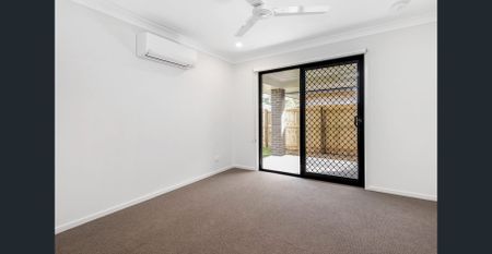 Comfortable and spacious 4 Bedroom House with low maintenance garden - Photo 3