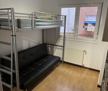 Piso de alquiler en Calle Hernán Cortés, 18, La Calzada - Photo 6