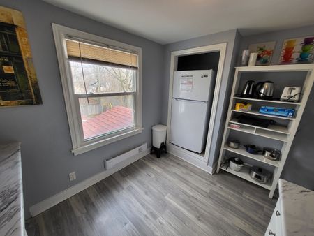 4-773 Brock Street, Kingston, ON K7L 1W4 - Photo 3