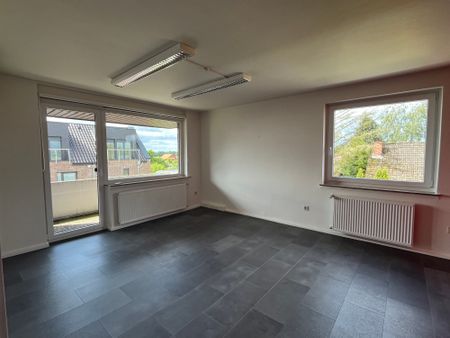 Hell und freundlich: 3-Zimmer-Wohnung mit Balkon in Stuhr-Moordeich! - Photo 2