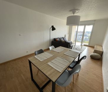 Location Appartement 3 pièces 63m² LA ROCHE SUR YON 85000 - Photo 4