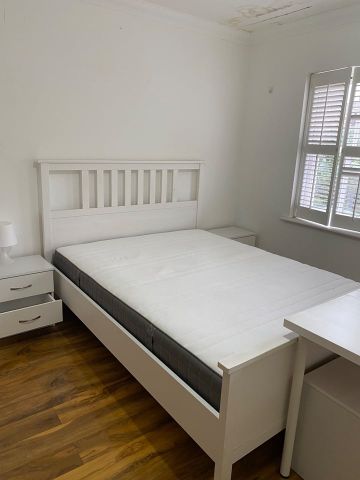 3 Bed Terraced House, Sarum Terrace, E3 - Photo 2