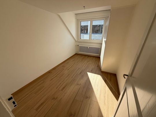 Luminous 3-room apartment in the center of Biel. - Photo 1