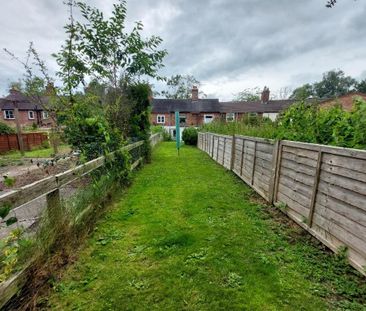 2 bedroom terraced house to rent - Photo 5
