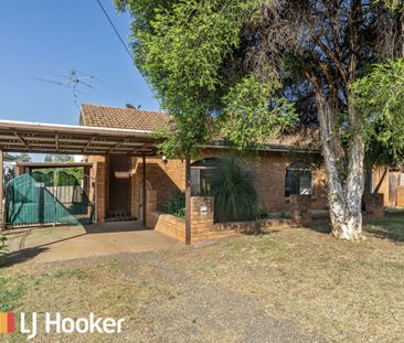 Solid & Stylish 3-Bedroom Home in East Tamworth - Photo 5