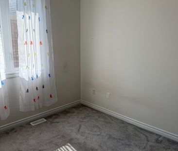 For Lease - 166 Auckland Drive, Whitby, Ontario - Photo 6