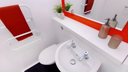 Studio Apartment - Photo 4