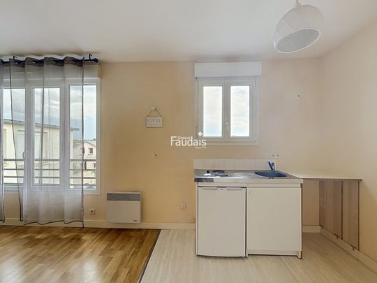 Location Appartement 1 pièce 28m² CONDE SUR VIRE 50890 - Photo 1