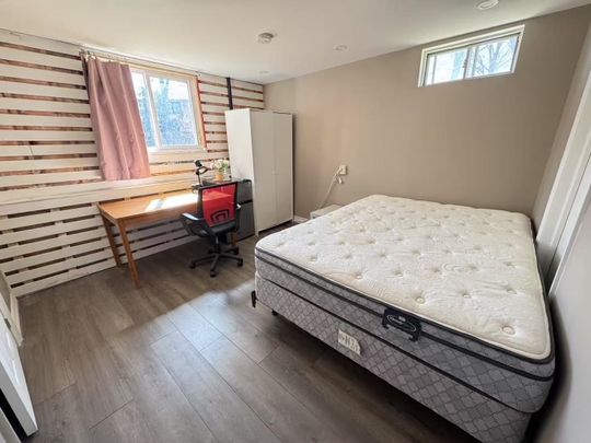 For Lease - 716 Savoy Crescent Unit# Room 1, Mississauga, Ontario - Photo 1