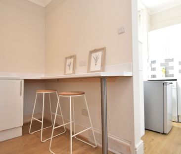 4 bedroom apartment to rent - Photo 1