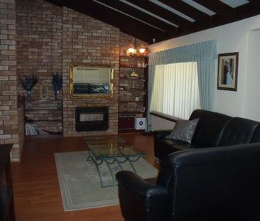 Lovely Family Home! - Photo 3