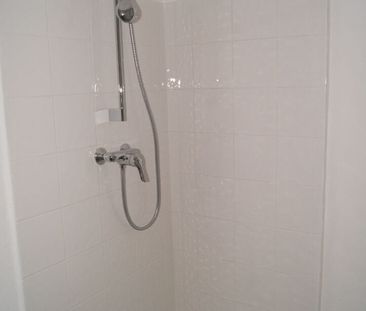 A LOUER - CHATEAURENARD - Appartement T2 de 26 m² dans le centre vi... - Photo 6