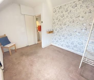 Commonfields, Harlow - Photo 3