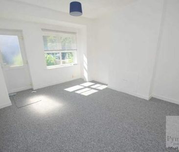 2 bedroom property to rent in Norwich - Photo 3