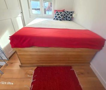 Duplex Penthouse for Rent in the Vibrant Chueca Neighborhood - Photo 1