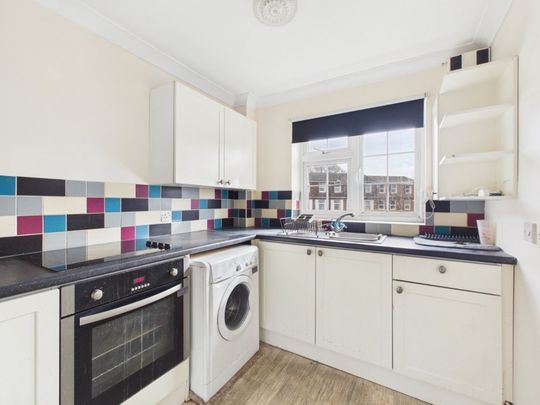 Arborfield Close, Slough, Berkshire,SL1 - Photo 1