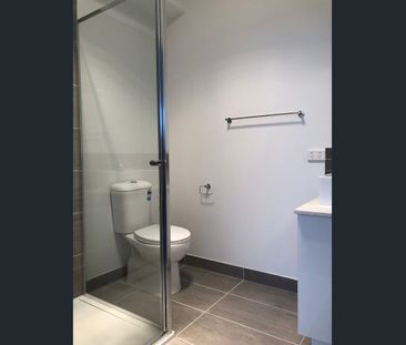 Townhouse in Brunswick west - Photo 4