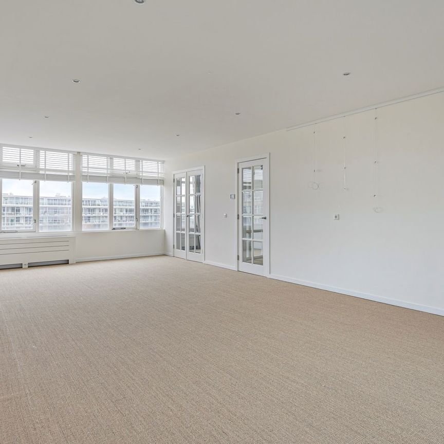 Appartement te huur: Burgemeester De Monchyplein 132 2585 DG Den Haag - Photo 1