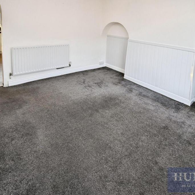 2 bedroom end of terrace house to rent - Photo 1