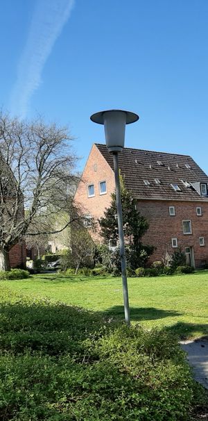 Dachgeschosswohnung mit Badewanne - Foto 1
