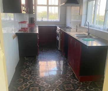 2 Bed Semi-Detached House, Tissington Road, NG7 - Photo 4