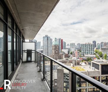 Condo in Downtown Vancouver, BC - Photo 5