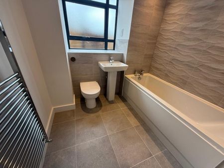 2 bedroom apartment to rent - Photo 4