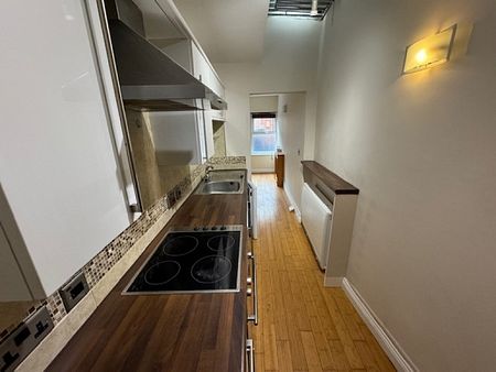 1 Bedroom Flat - Photo 3