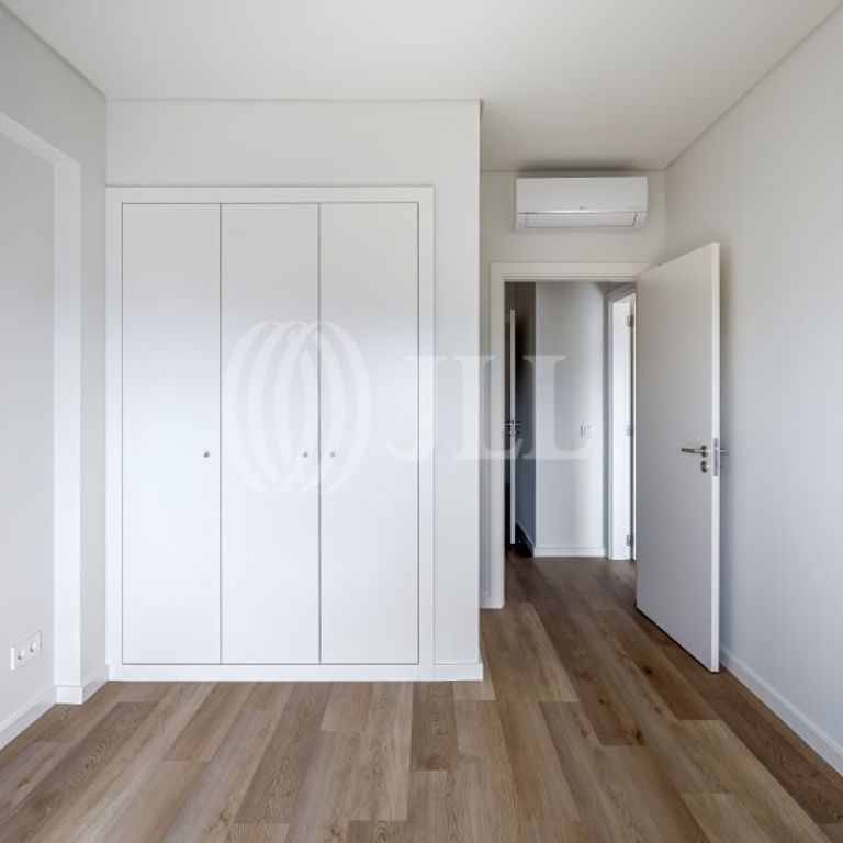 2 room luxury Apartment for rent in Oeiras, Lisbon - Photo 1
