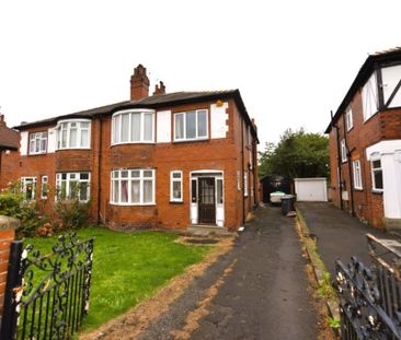 4 bedroom House in Becketts Park Drive, Leeds - Photo 3