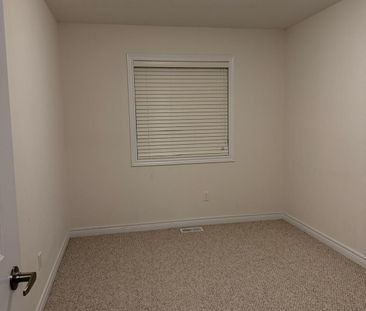 For Lease - 77 Diana Avenue Unit# 4, Brantford, Ontario - Photo 2