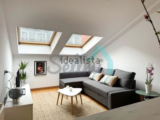 Alquiler de piso en Calle Muralla - Photo 1