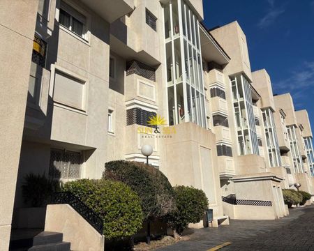 TWO-BEDROOM APARTMENT – ALICANTE - Photo 4