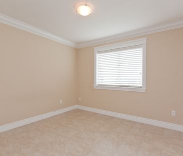 767 Sunset Ridge, Anmore - Photo 2