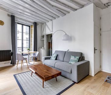 Appartement à louer rue du Pas de la Mule, Paris 4ème - Photo 2