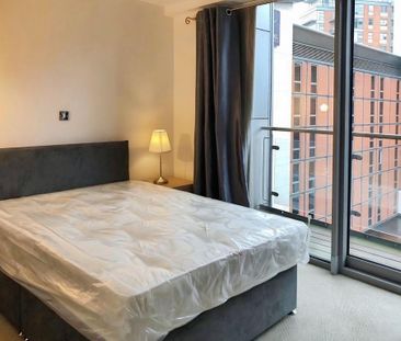 2 bedroom flat to rent - Photo 4