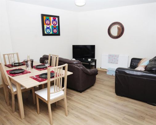 5 bedroom apartment to rent - Photo 1