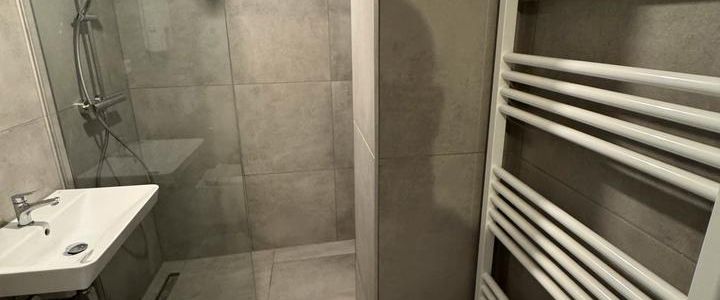 Kernsanierte 2 - ZimmerWohnung in Merheim zu vermieten - Photo 1