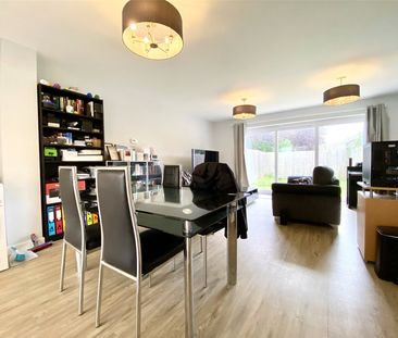 3 Bedroom - Photo 4