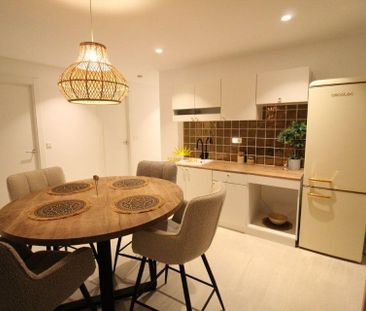 SPACIOUS 4-BEDROOM DUPLEX TOWNHOUSE WITH TERRACE, POOL AND GARAGE IN SANTA ROSALÍA LAKE RESORT - Foto 5